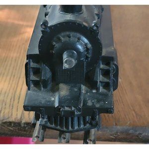 Post War Lionel Train Engine Caboose and 3 Cars With Track